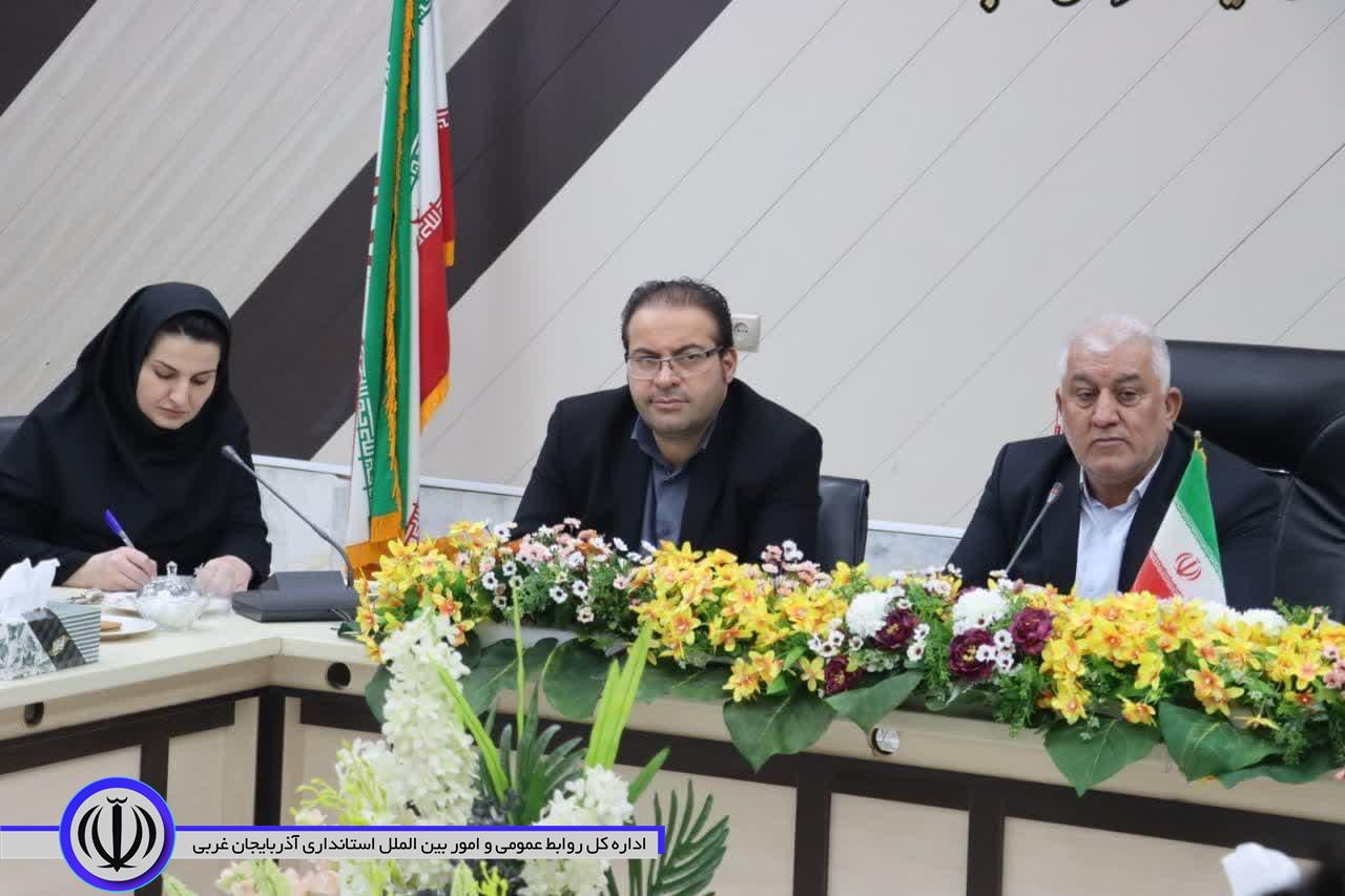 بررسی راهکارهای افزایش سواد سلامت و کاهش آسیب های اجتماعی در مهاباد
