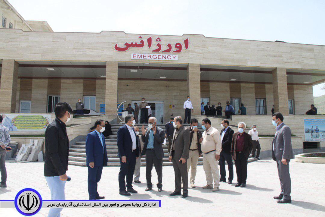 شرکت پتروشیمی 2 میلیارد ریال به بیمارستان مهاباد کمک کرد