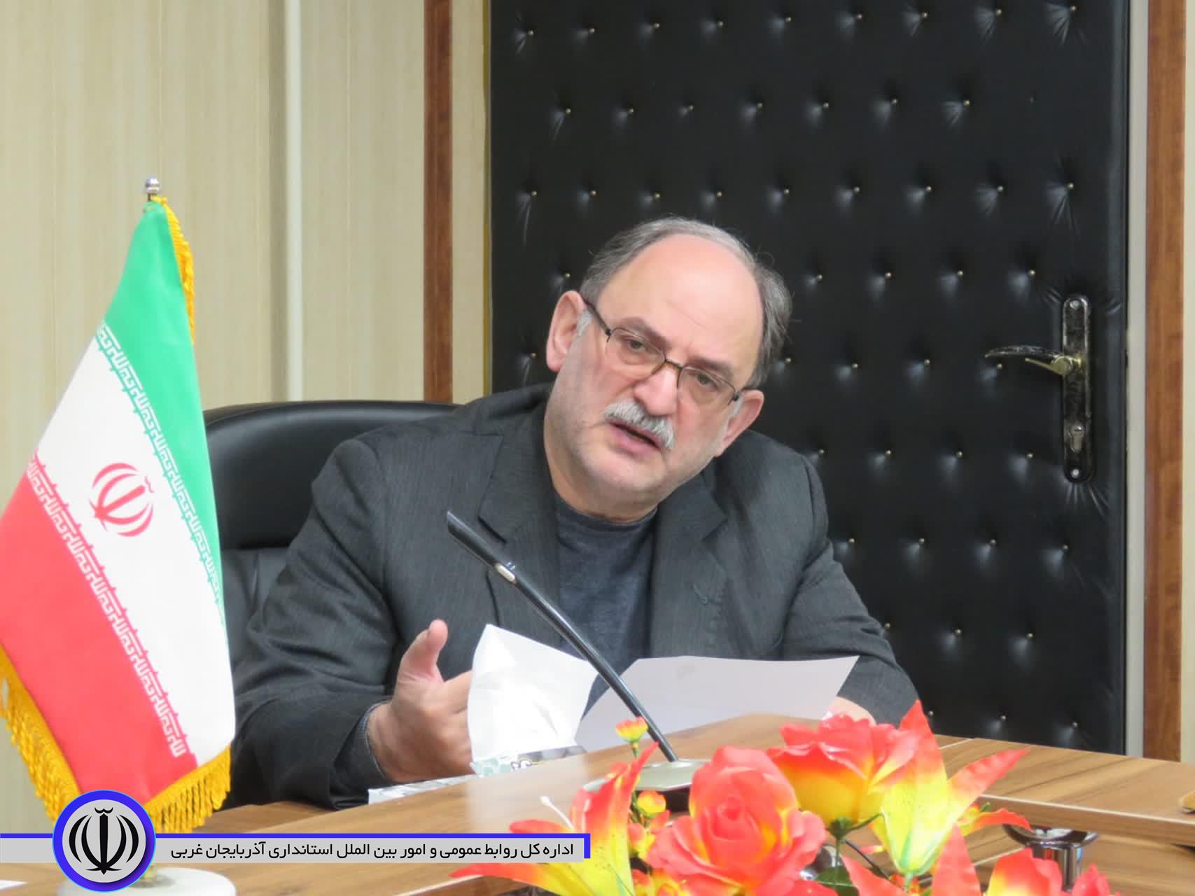 جلسه بررسی مشکلات حوزه بهداشت و درمان مهاباد