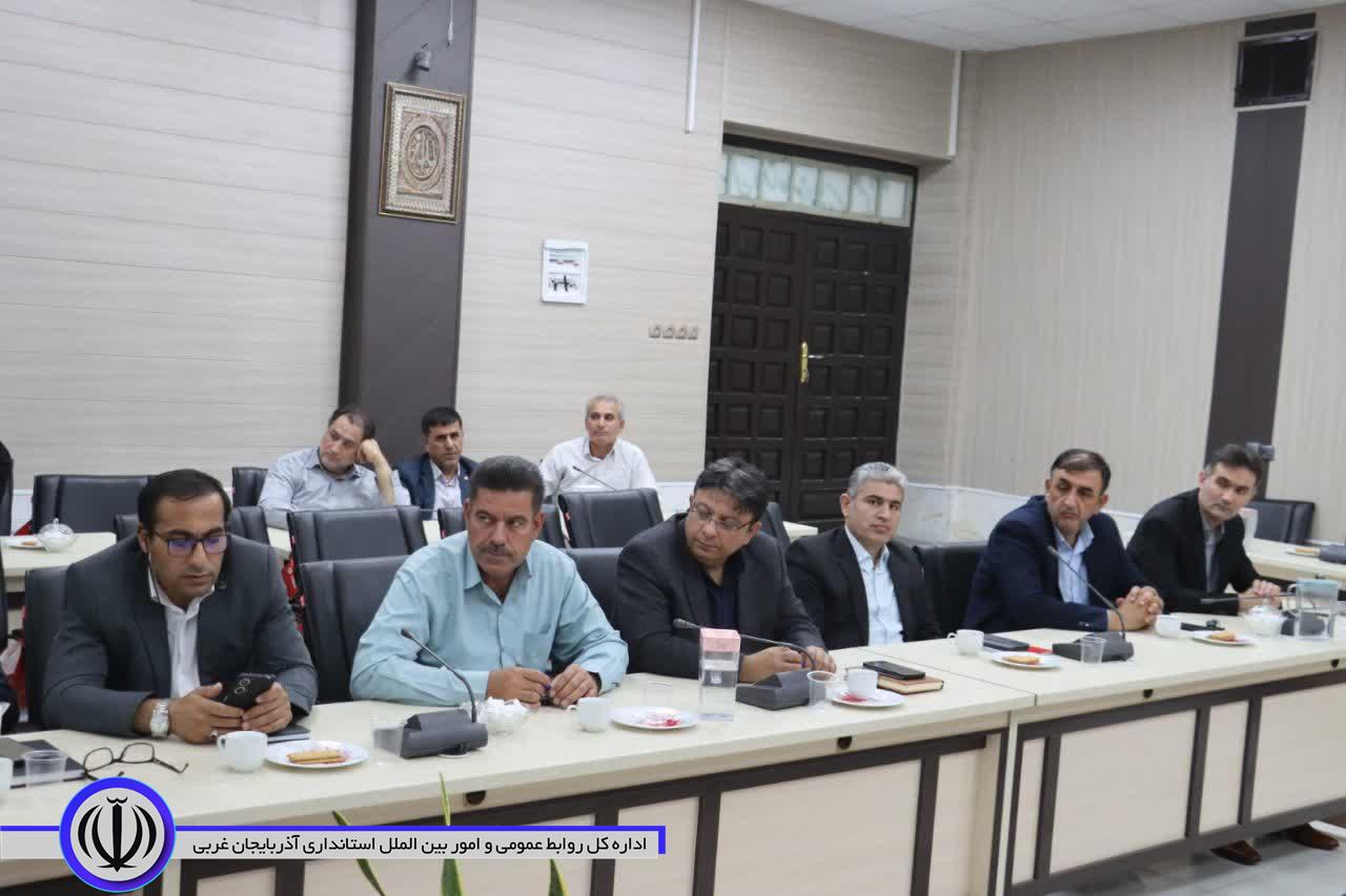 دومین جلسه شورای اداری مهاباد تشکیل شد