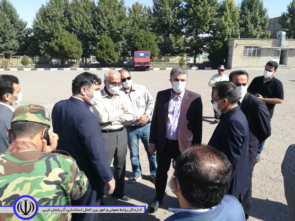 بازدید فرماندار مهاباد از مراکز واکسیناسیون کرونا