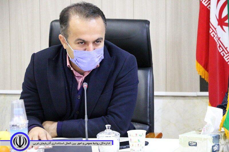 حضور دکتر برزگر مشاور وزیر و مدیرکل امور مجلس وزارت اقتصاد و دکتر مسیحی معاون سازمان امور مالیاتی کشور در مهاباد