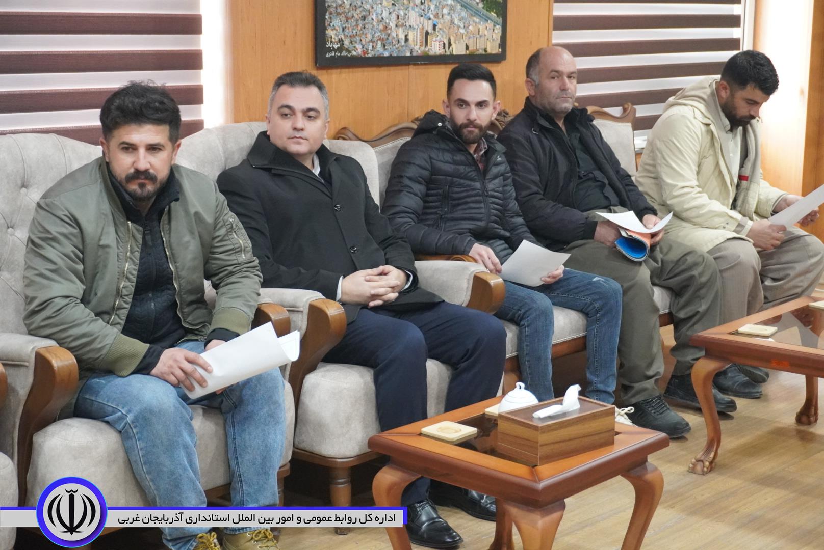 تصاویری از جلسه ملاقات عمومی فرماندار مهاباد در چهارشنبه های مردمی