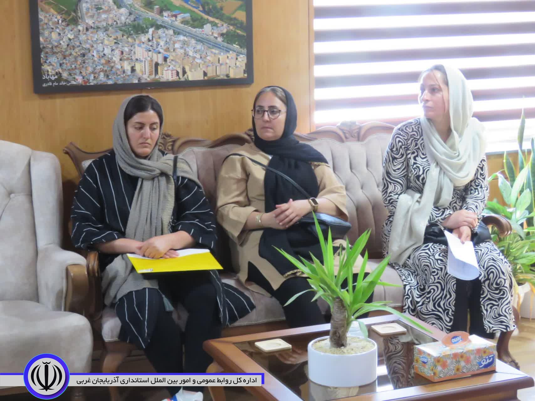 نشست 5 ساعته محمد صادق امیر عشایری پای حرف مردم