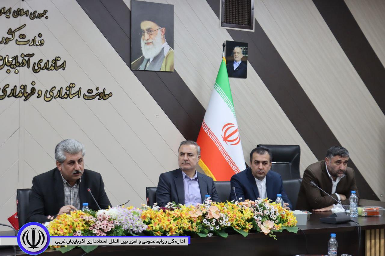 برگزاری مراسم تجلیل از خیرین در راستای آزادی زندانیان محکومیت مالی در شهرستان مهاباد