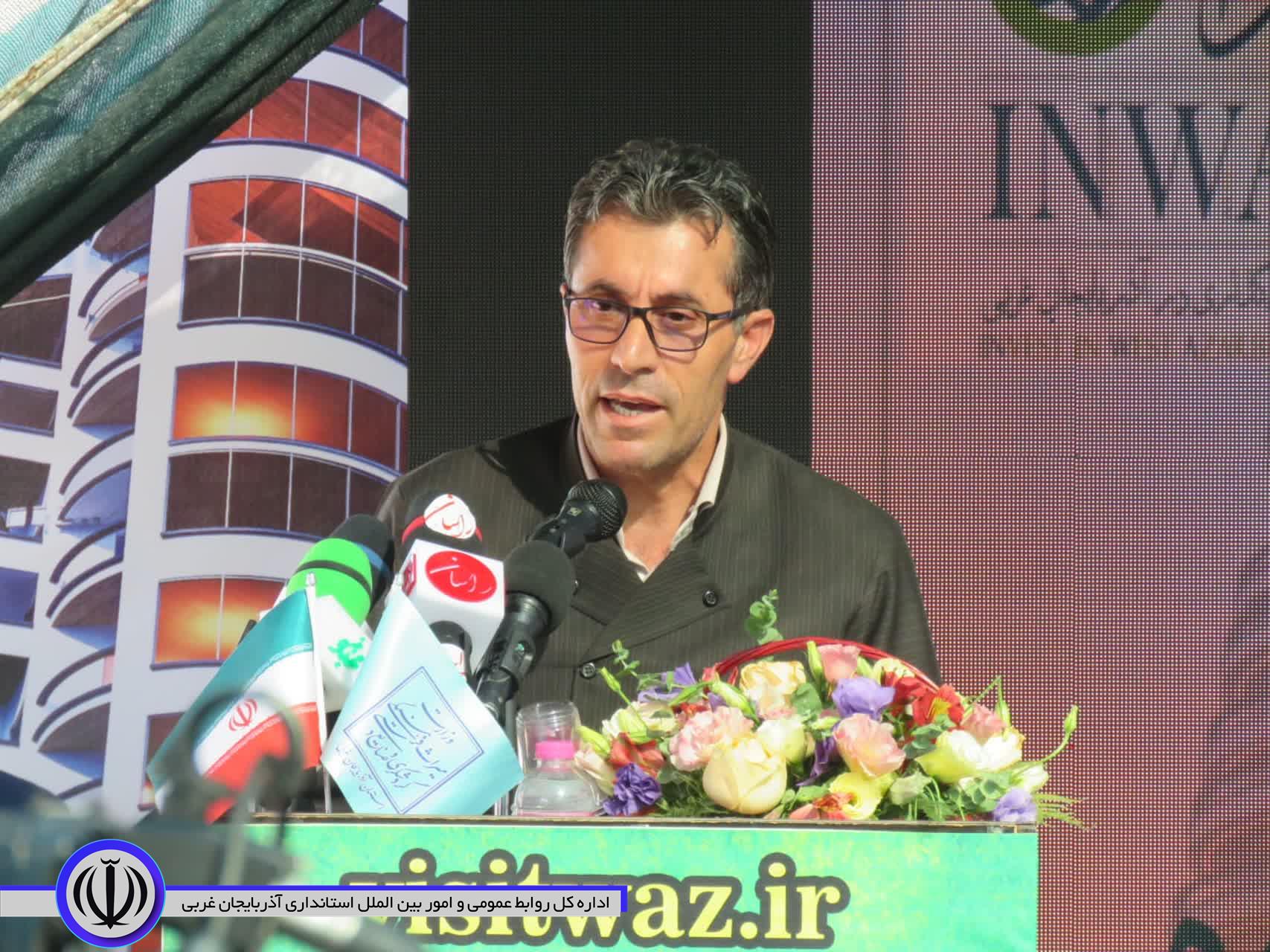 بزرگترین پروژه گردشگری استان در مهاباد کلنگزنی شد