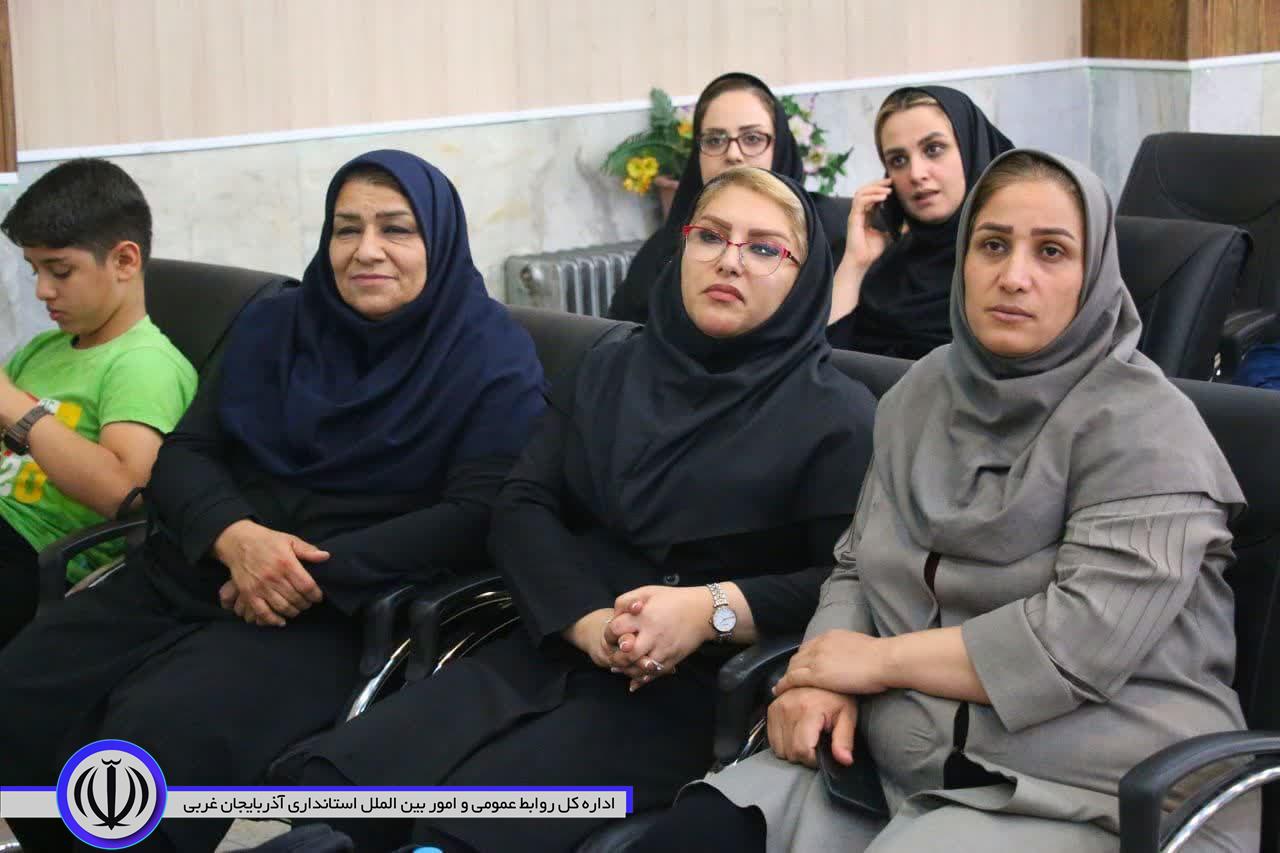 برگزاری همایش بزرگ مبارزه با مواد مخدر در مهاباد