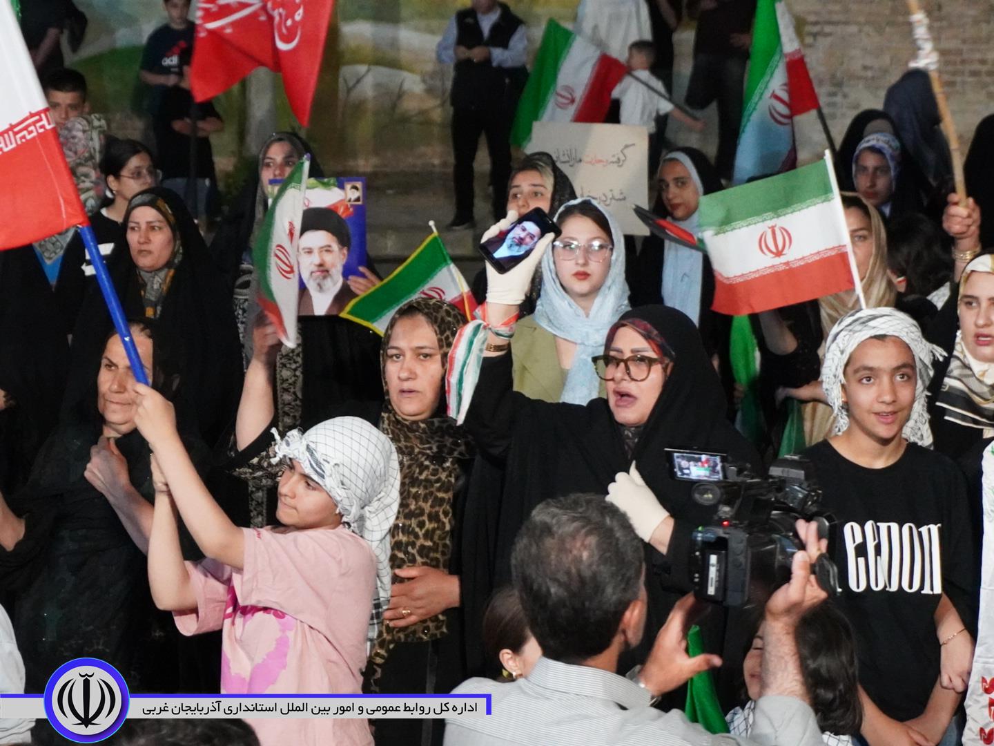 تجمع جان‌فدایان انقلاب اسلامی در مهاباد