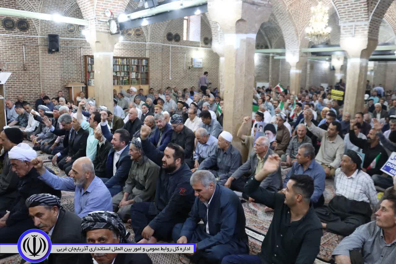 امام جمعه مهاباد: ایران نسبت به همکاری با آژانس تجدید نظر کند