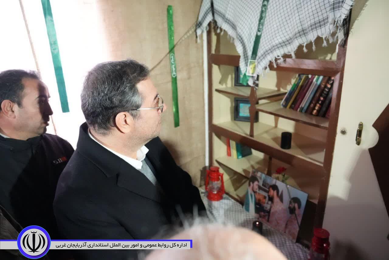 بازدید رئیس سازمان صدا و سیما و استاندار آذربایجانغربی از بخشهای مختلف یادمان شهید کاوه در مهاباد