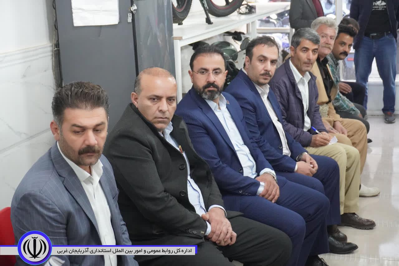 انتقال صنف نمایشگاه موتور سیکلت فروشی ها محله سه آسیاب مهاباد به شهرک صنفی کاوه کلید خورد