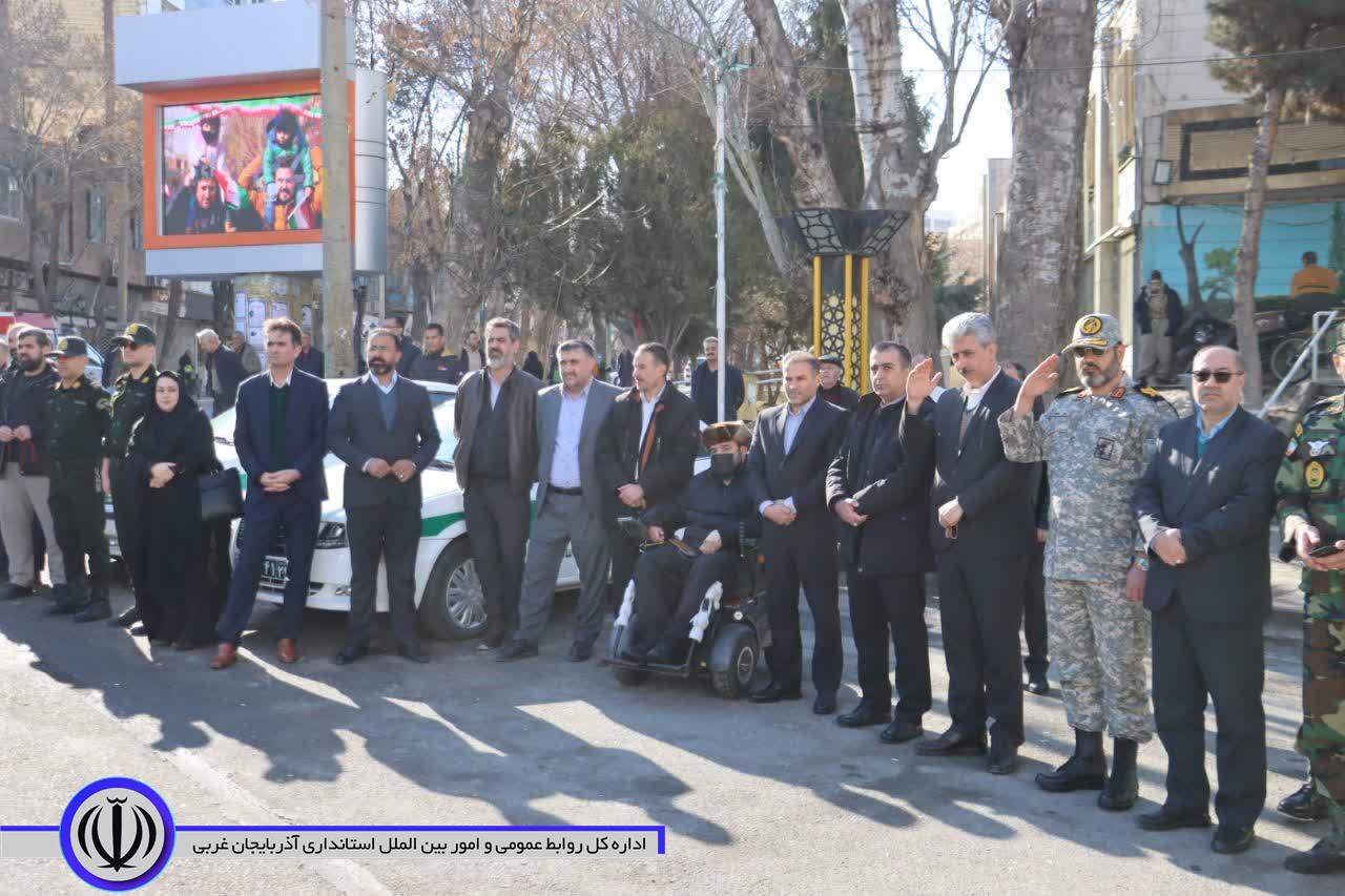 برگزاری رژه خودرویی در مهاباد