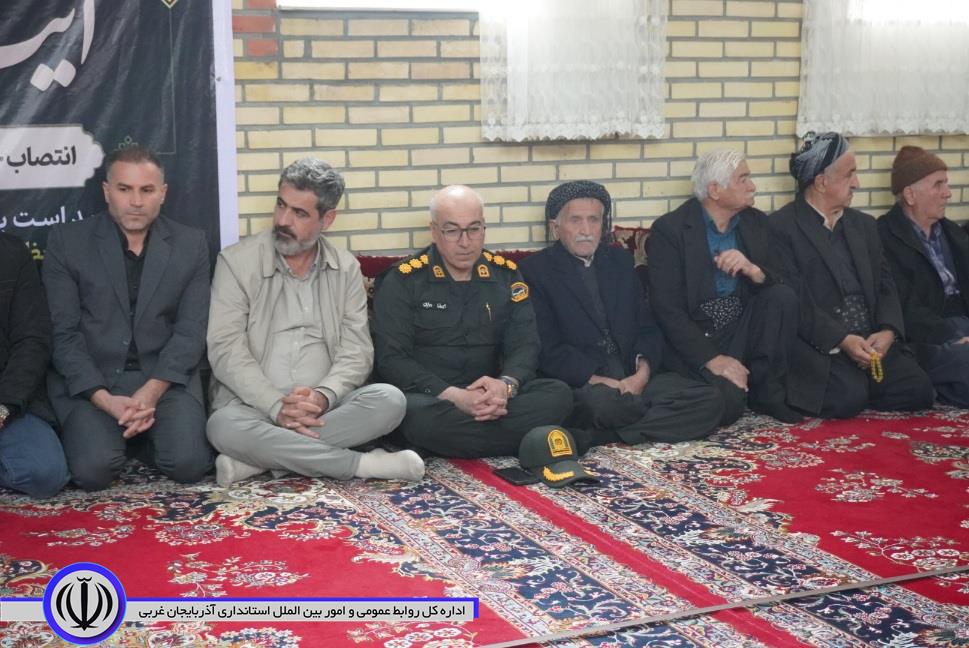 اجتماع مردم مهاباد در بیعت با رهبر معظم انقلاب