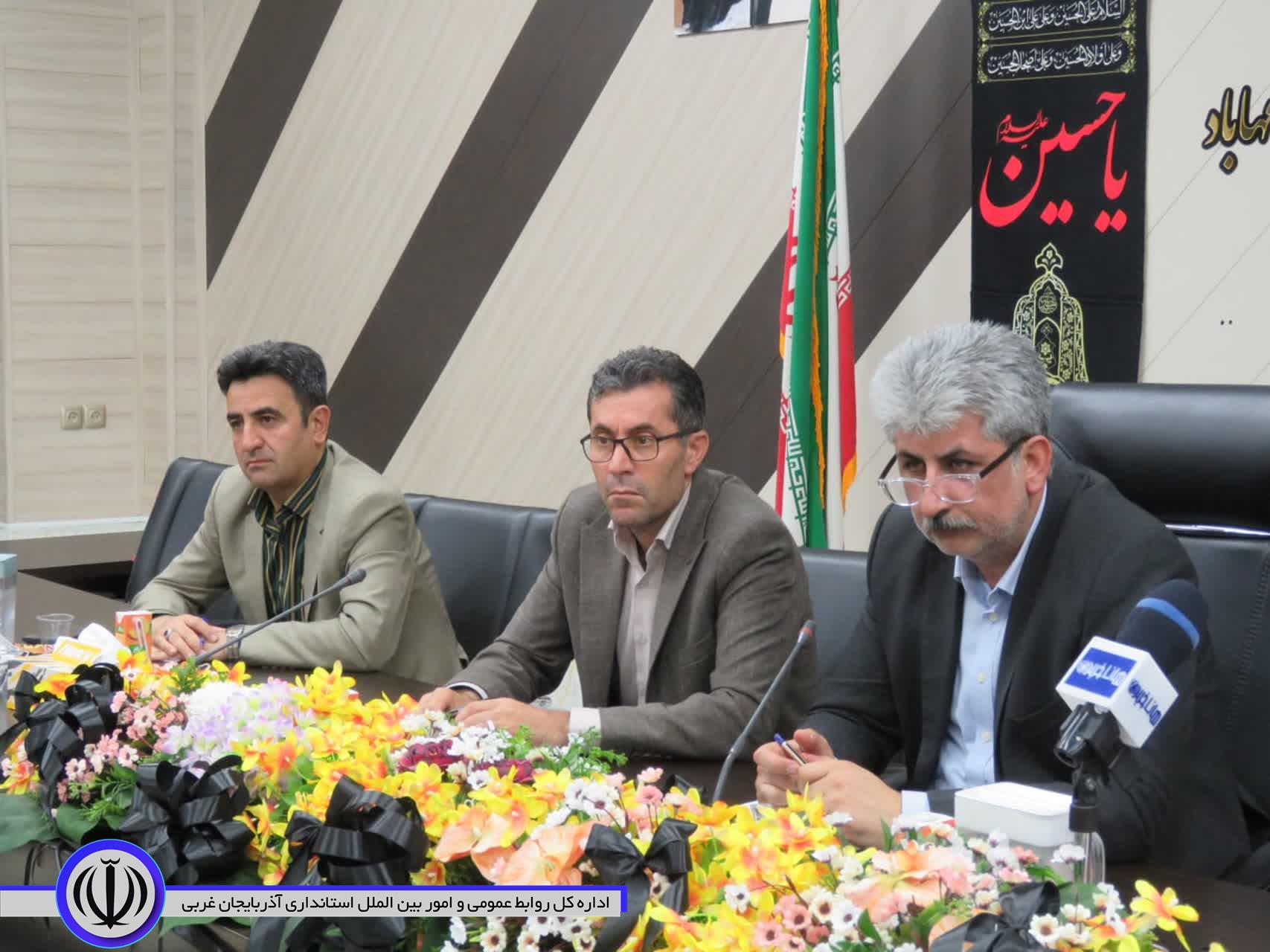 مراسم گرامیداشت روز خبرنگار در مهاباد برگزار شد