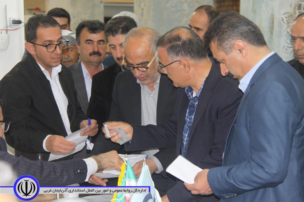 آیین جشن گلریزان ویژه آزادی زندانیان جرایم غیرعمد در مهاباد برگزار شد