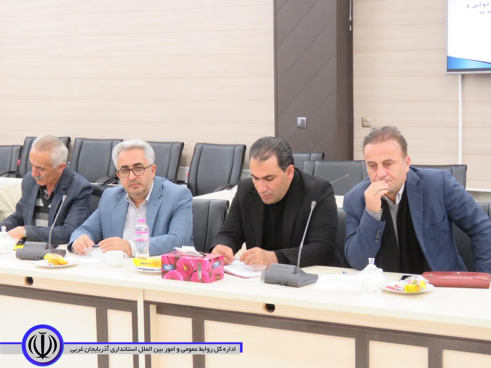 جلسه شورای آموزش و پرورش در مهاباد برگزار شد