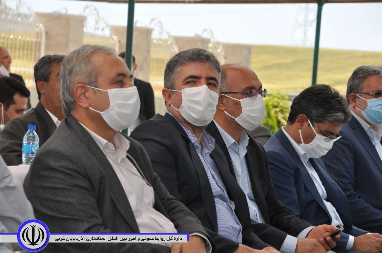بازدید وزیر صنعت، معدن و تجارت از کارخانه قند مروارید مهاباد