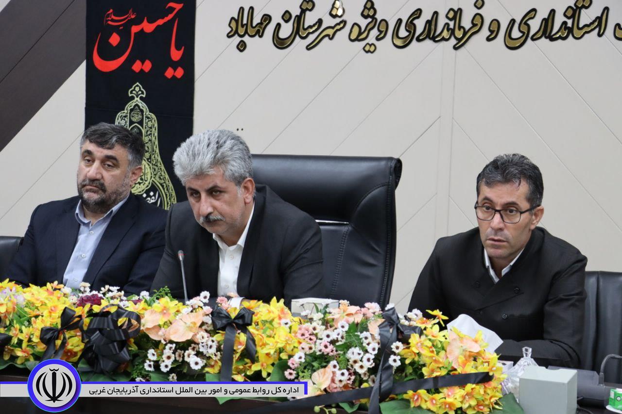 نشست مسوولان شهرستان با بازاریان و معتمدین