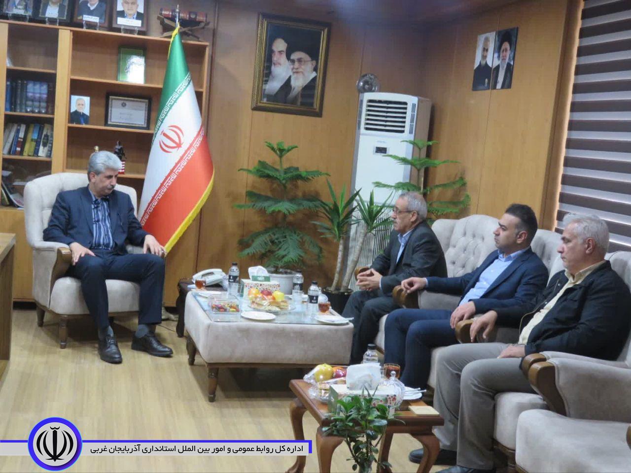 دیدار مدیر عامل پتروشیمی مهاباد با فرماندار ویژه شهرستان مهاباد