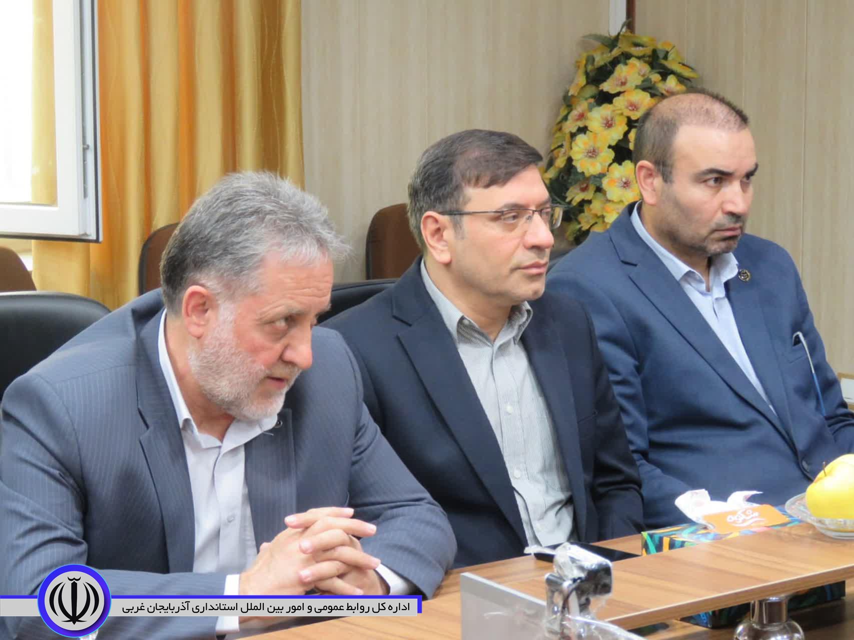 مشکلات پروژه آبیاری اراضی کشاورزی مهاباد بررسی شد