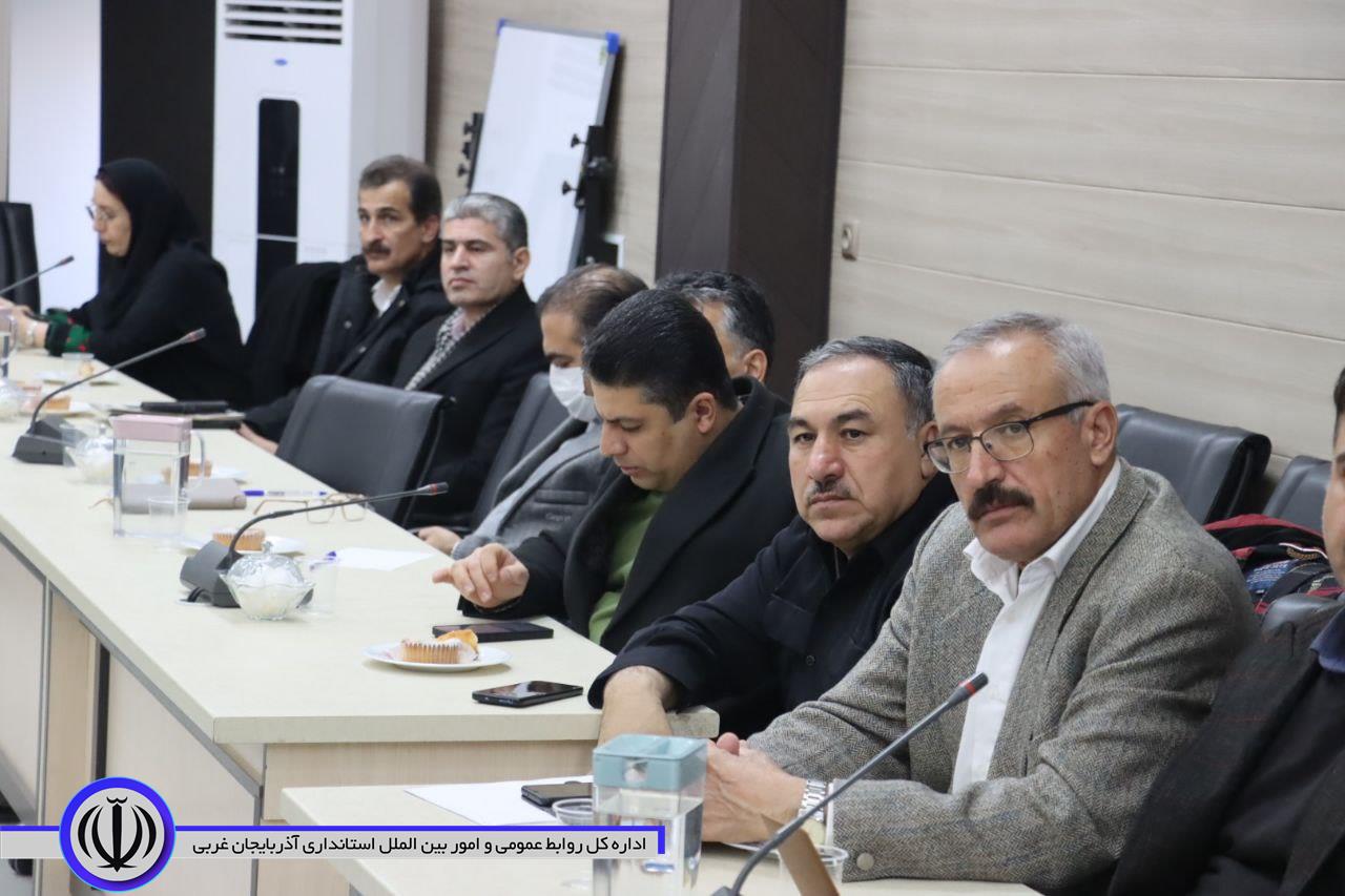 فرماندار مهاباد: 830 میلیارد ریال درآمد مالیاتی به طرح های عمرانی تخصیص یافت