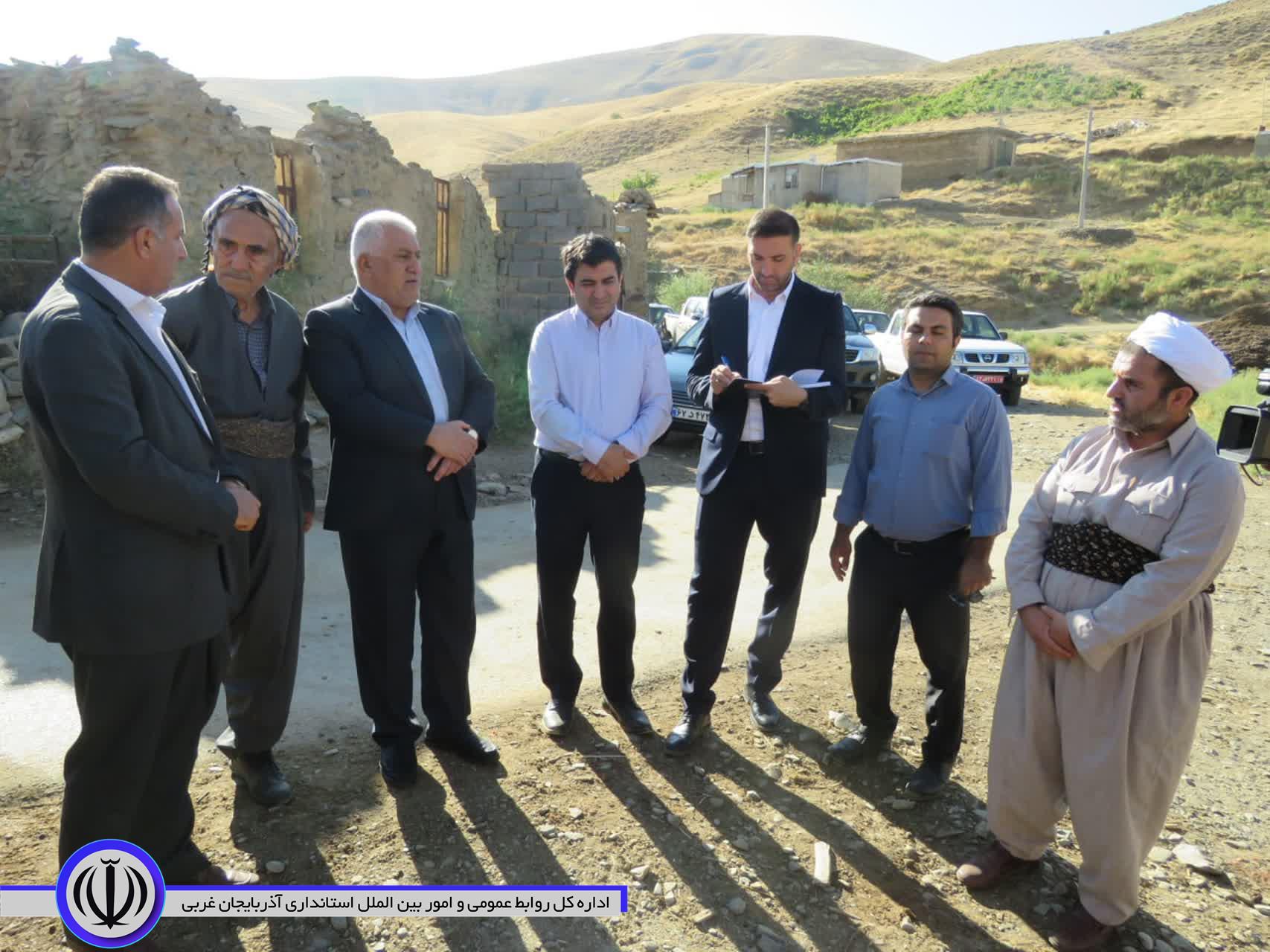 تداوم حضور میدانی فرماندار ویژه مهاباد در روستاهای بخش خلیفان