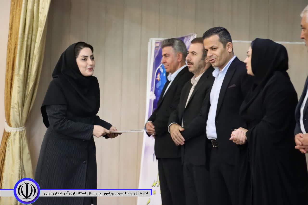 فرماندار مهاباد: کارمندی فرصتی مغتنم برای خدمتگزاری به مردم است
