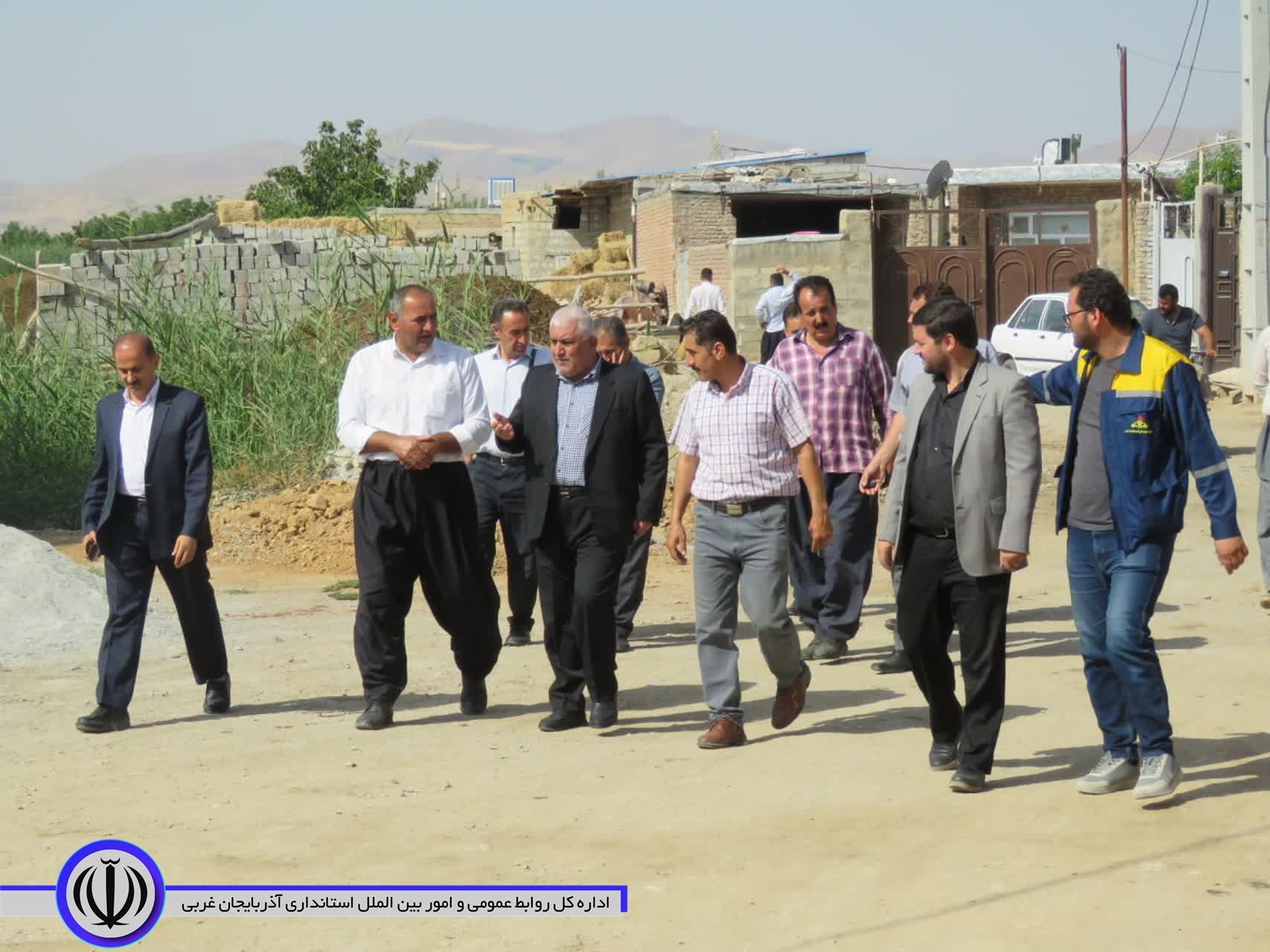 معابر روستاهای شهرستان مهاباد زیر بار آسفالت رفت