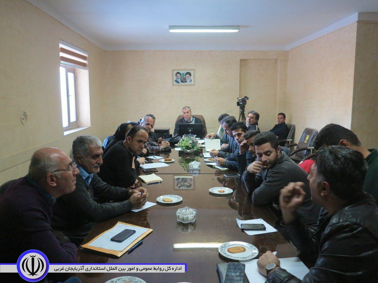 نشست کارگروه آلودگی هوا در مهاباد