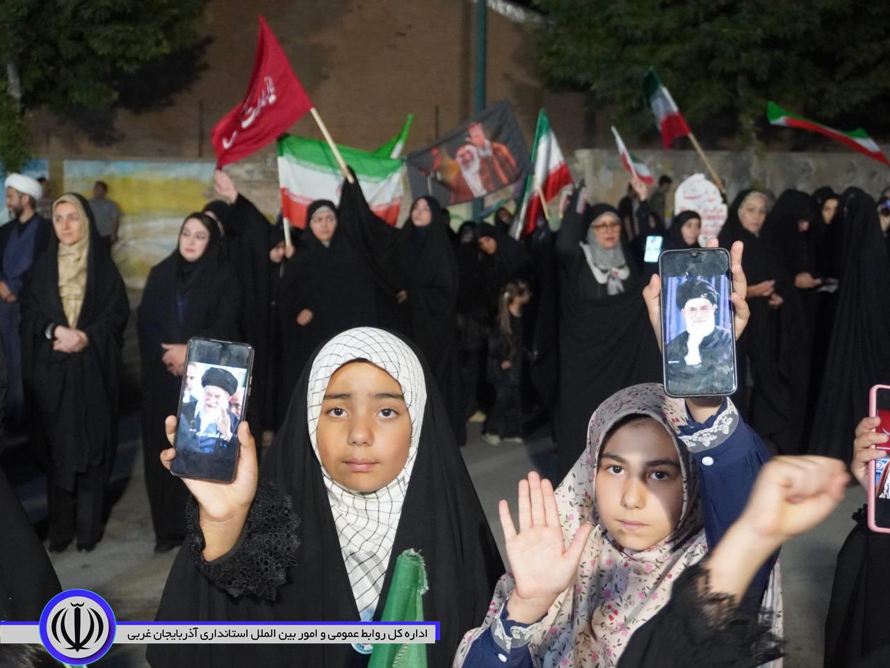 تجمع جان‌فدایان انقلاب اسلامی در مهاباد