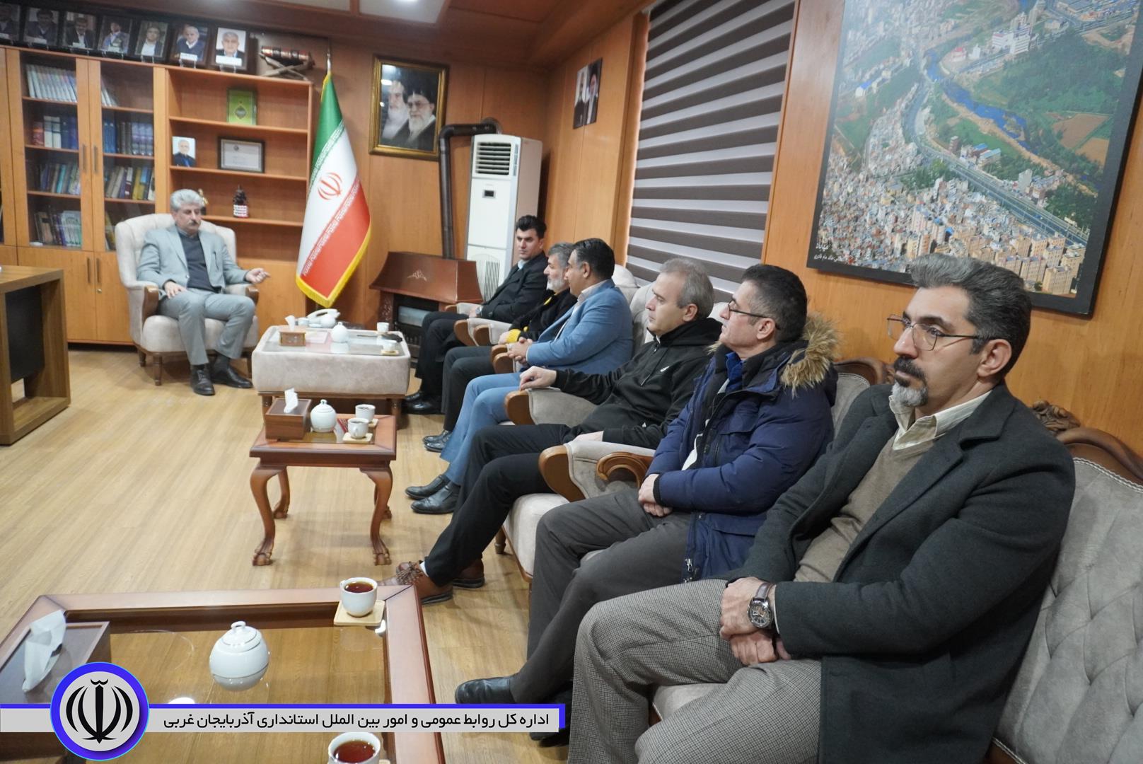 تأکید فرماندار مهاباد بر حمایت از مدارس تحت پوشش و بهره‌گیری از تجربه بازنشستگان فرهنگی