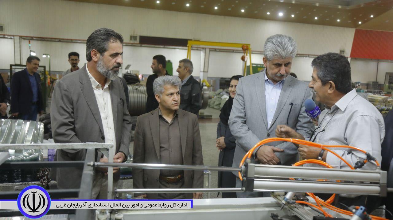 بررسی رفع موانع تولید سه واحد صنعتی در مهاباد