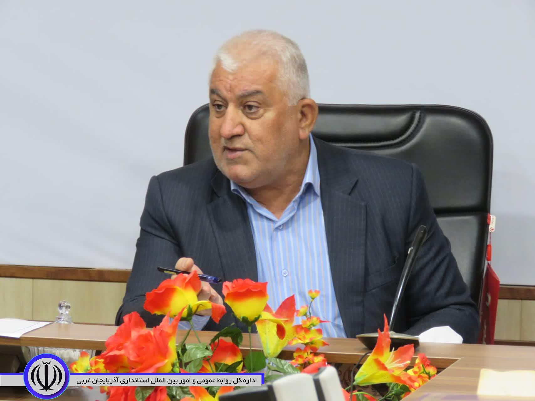 نشست بررسی مسائل و مشکلات روستاهای فاقد دهیاری در مهاباد