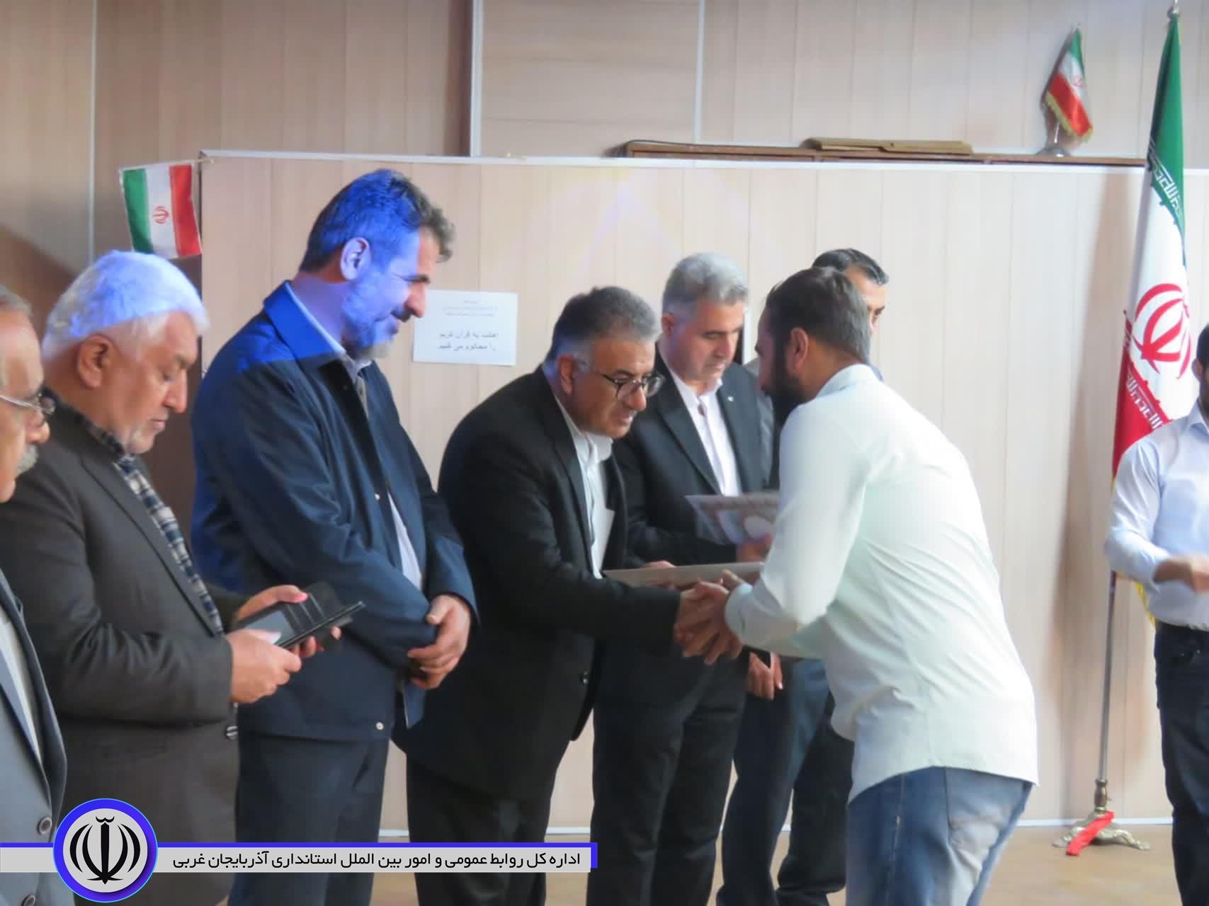 فرماندار مهاباد: حمایت از کارگران رونق تولید و بهره روری را ارتقا میدهد