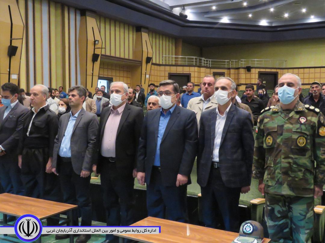 فرماندار مهاباد: نظام توجه ویژهای به مشکلات کارگران دارد