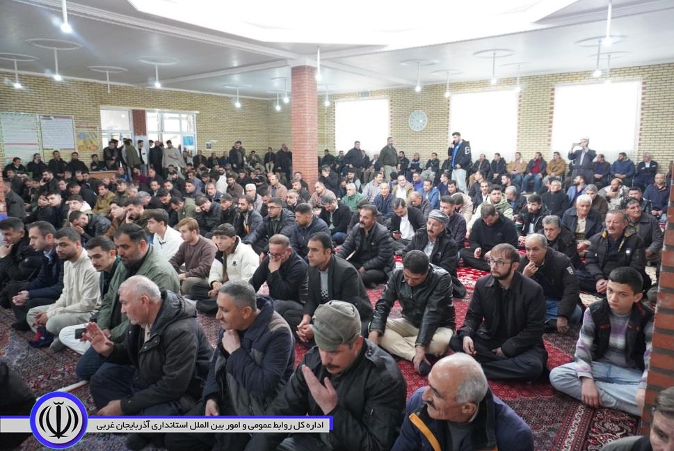 اجتماع مردم مهاباد در بیعت با رهبر معظم انقلاب