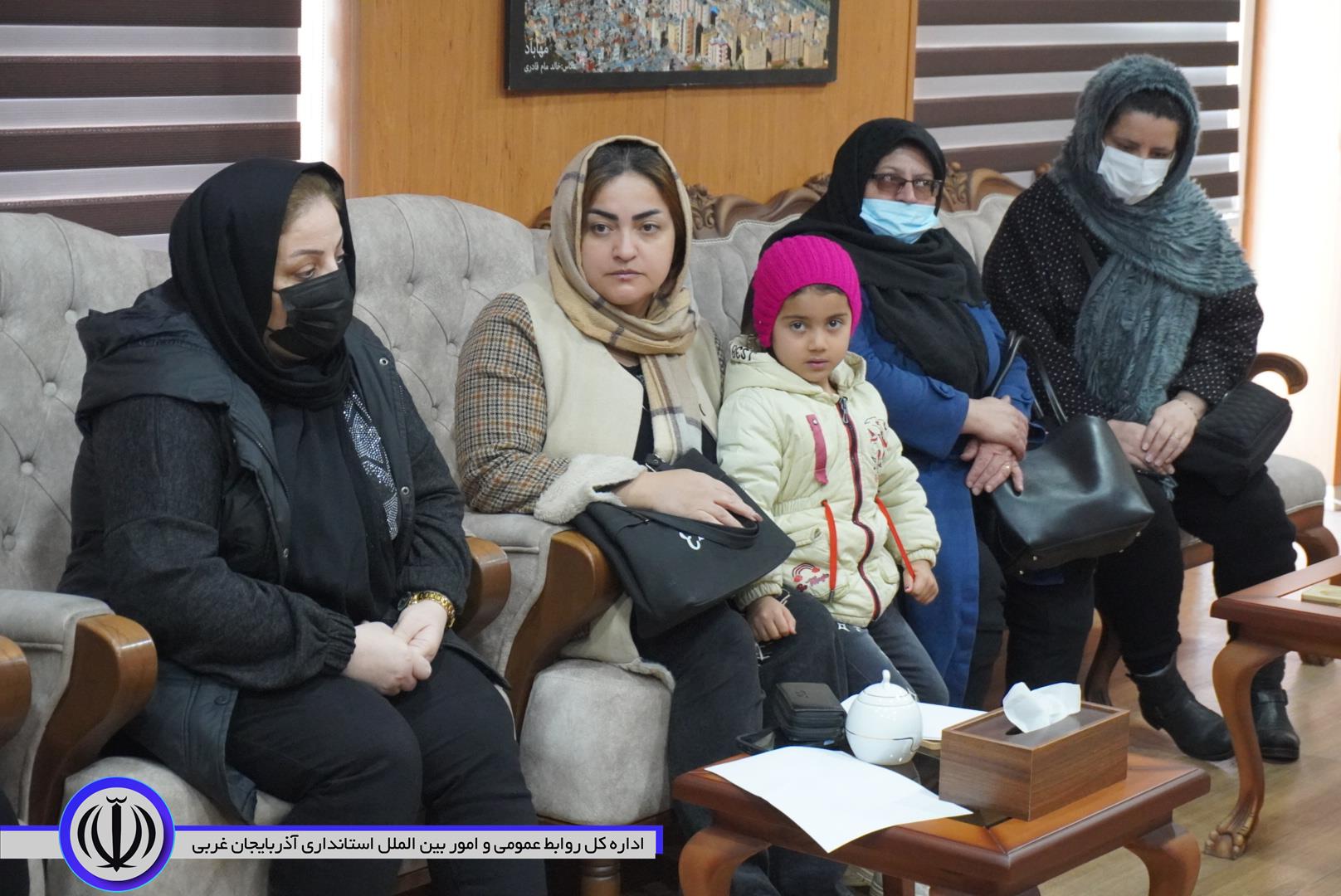 پاسخگویی و پیگیری مطالبات شهروندان در ملاقات مردمی با فرماندار مهاباد