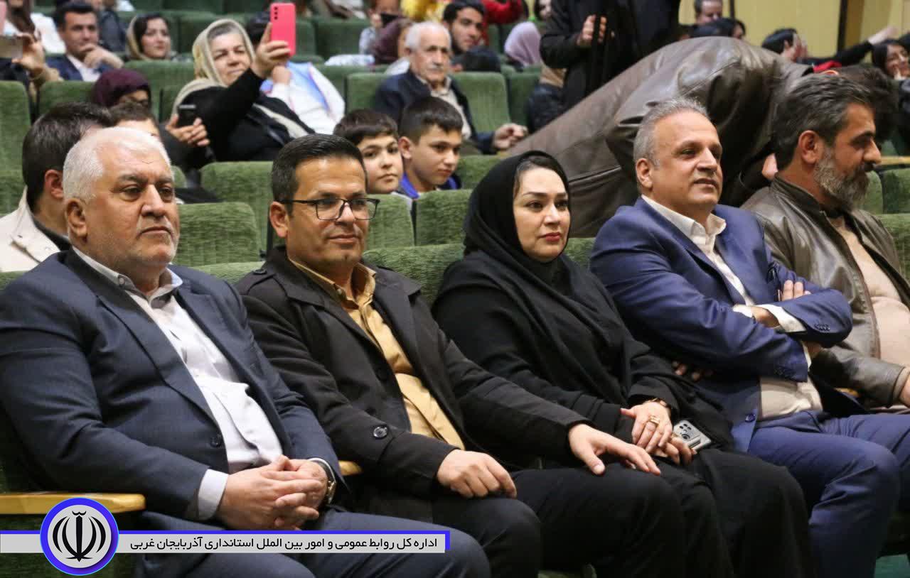 مراسم بزرگداشت هفته زن و روز مادر در مهاباد برگزار شد