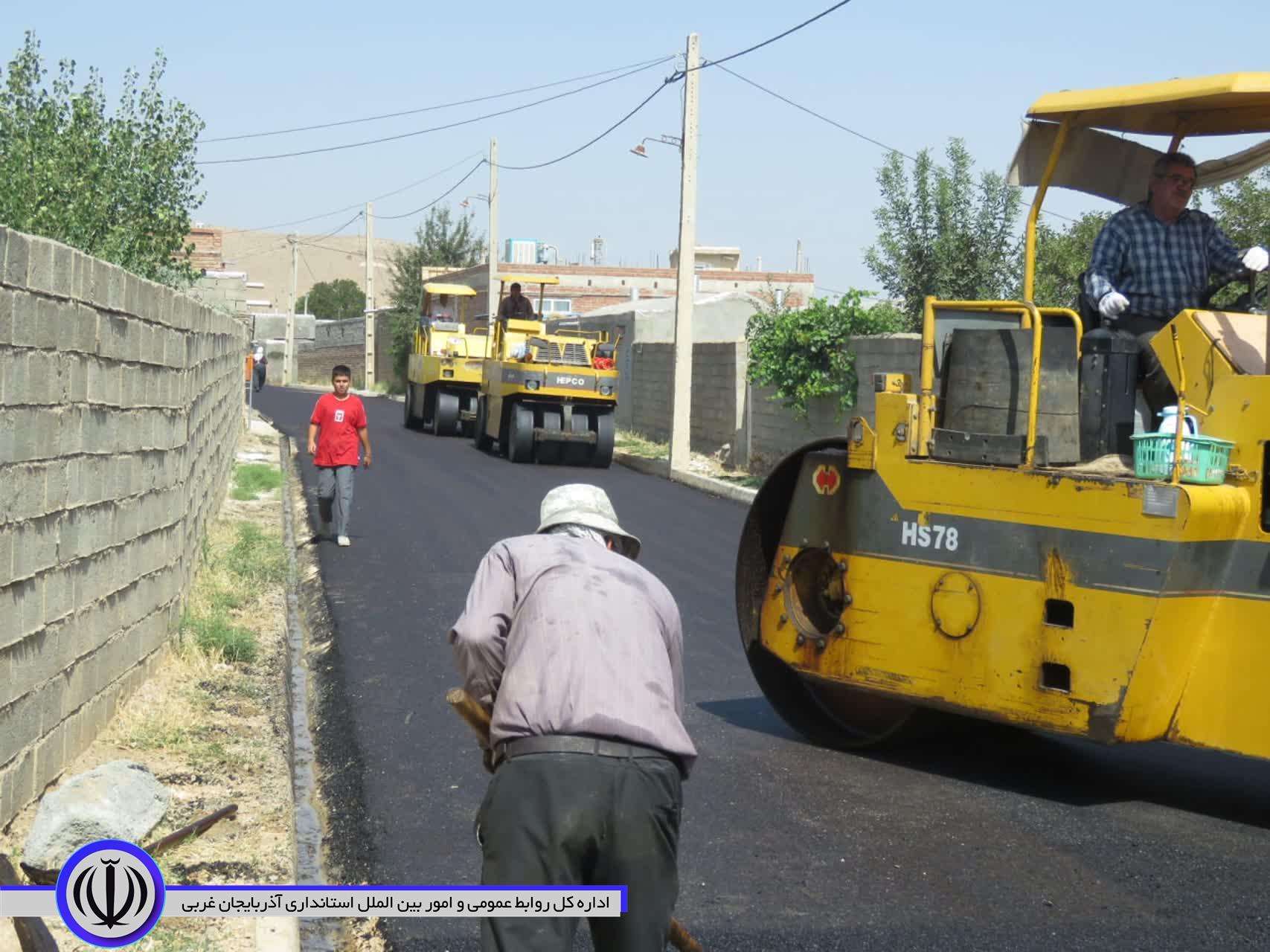 معابر روستاهای شهرستان مهاباد زیر بار آسفالت رفت