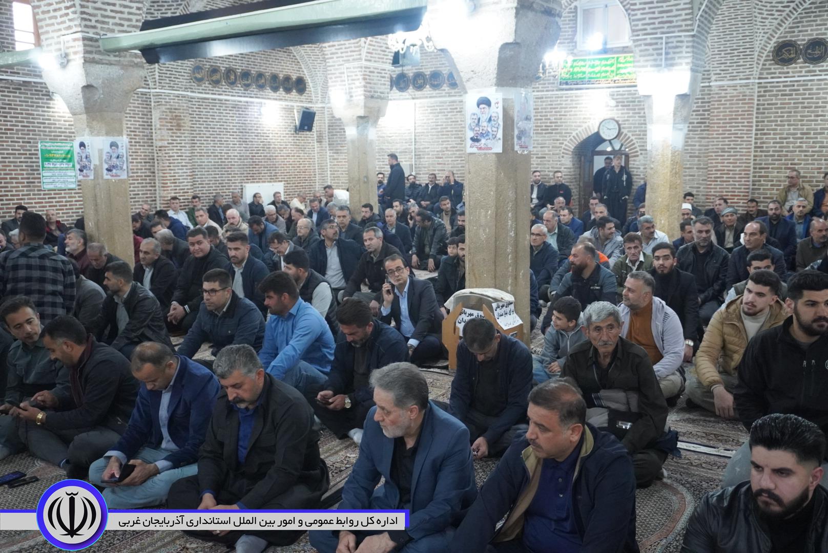 امام جمعه مهاباد: مکتب شهید قائد امت ادامه دار است