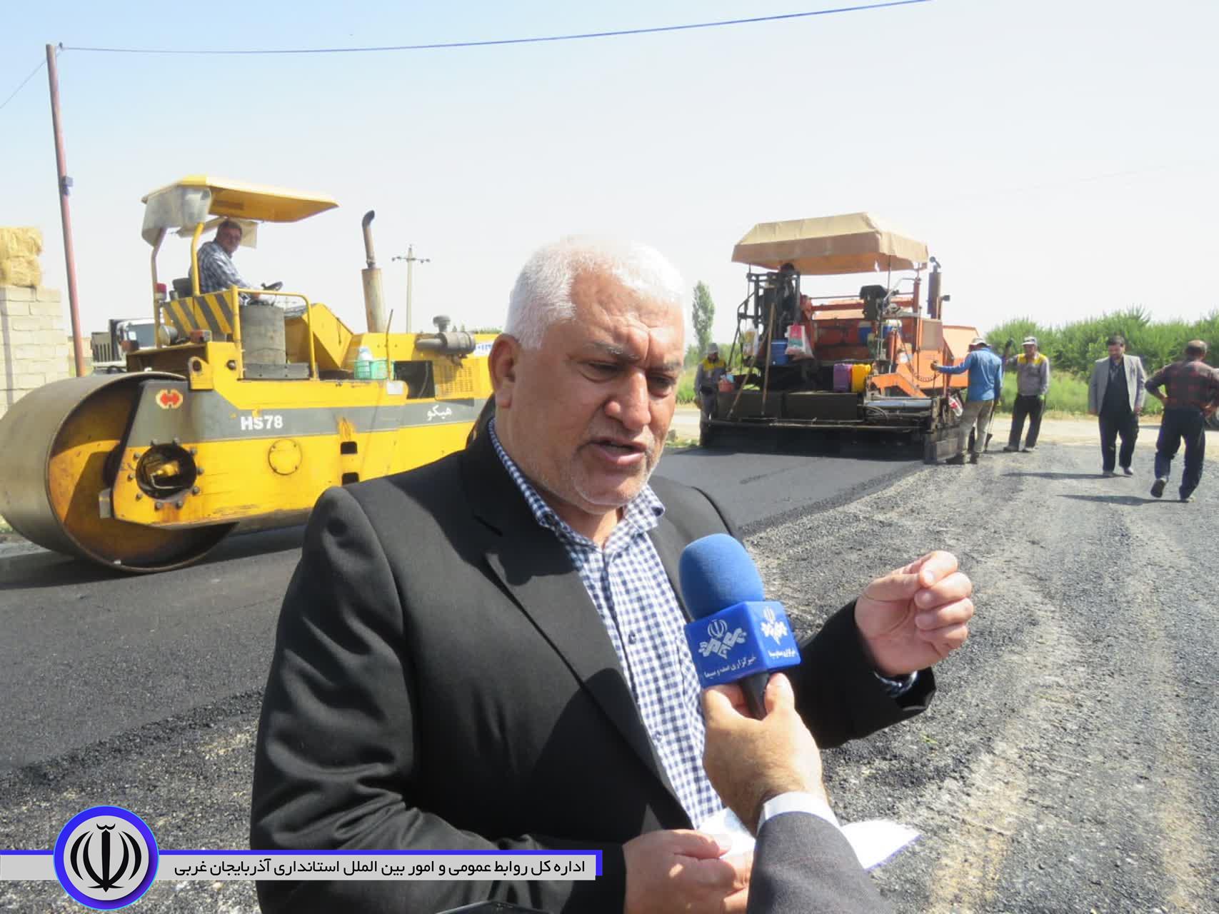 معابر روستاهای شهرستان مهاباد زیر بار آسفالت رفت