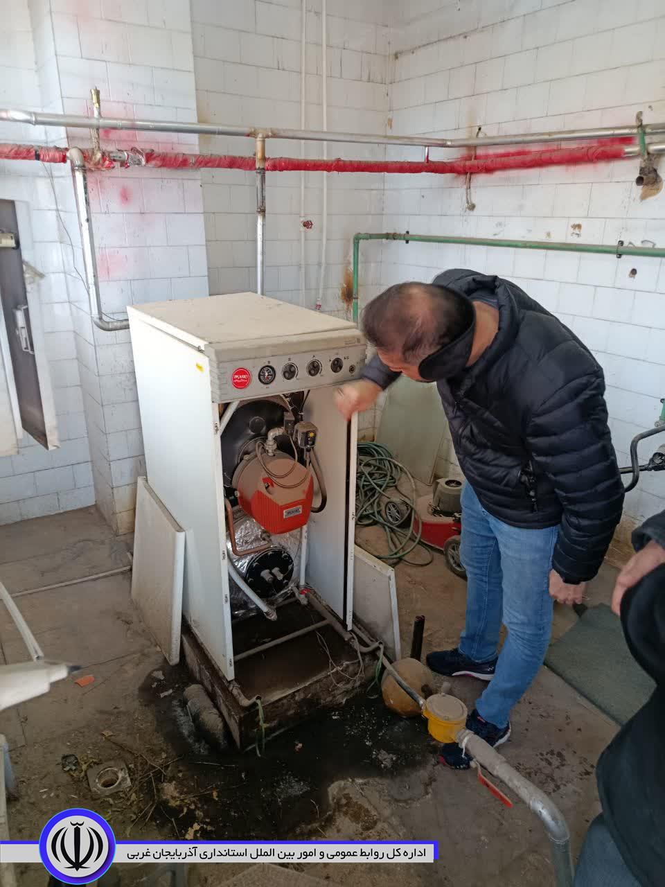 بازدید و پایش گسترده دمای ادارت دولتی و اماکن عمومی توسط 5 تیم کارشناسی در مهاباد