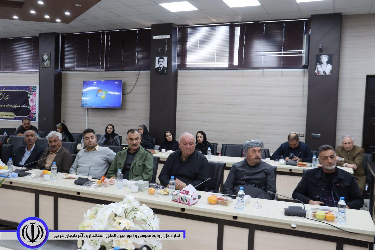 برگزاری مراسم تجلیل از خیرین در راستای آزادی زندانیان محکومیت مالی در شهرستان مهاباد