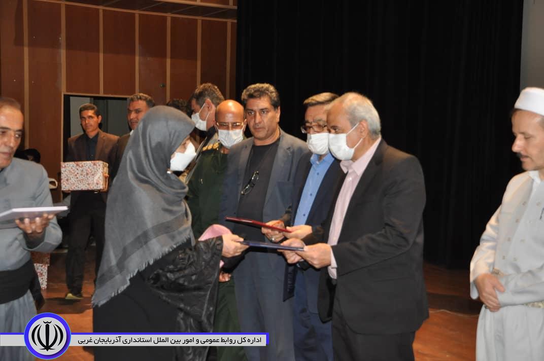 فرماندار مهاباد: نظام توجه ویژهای به مشکلات کارگران دارد