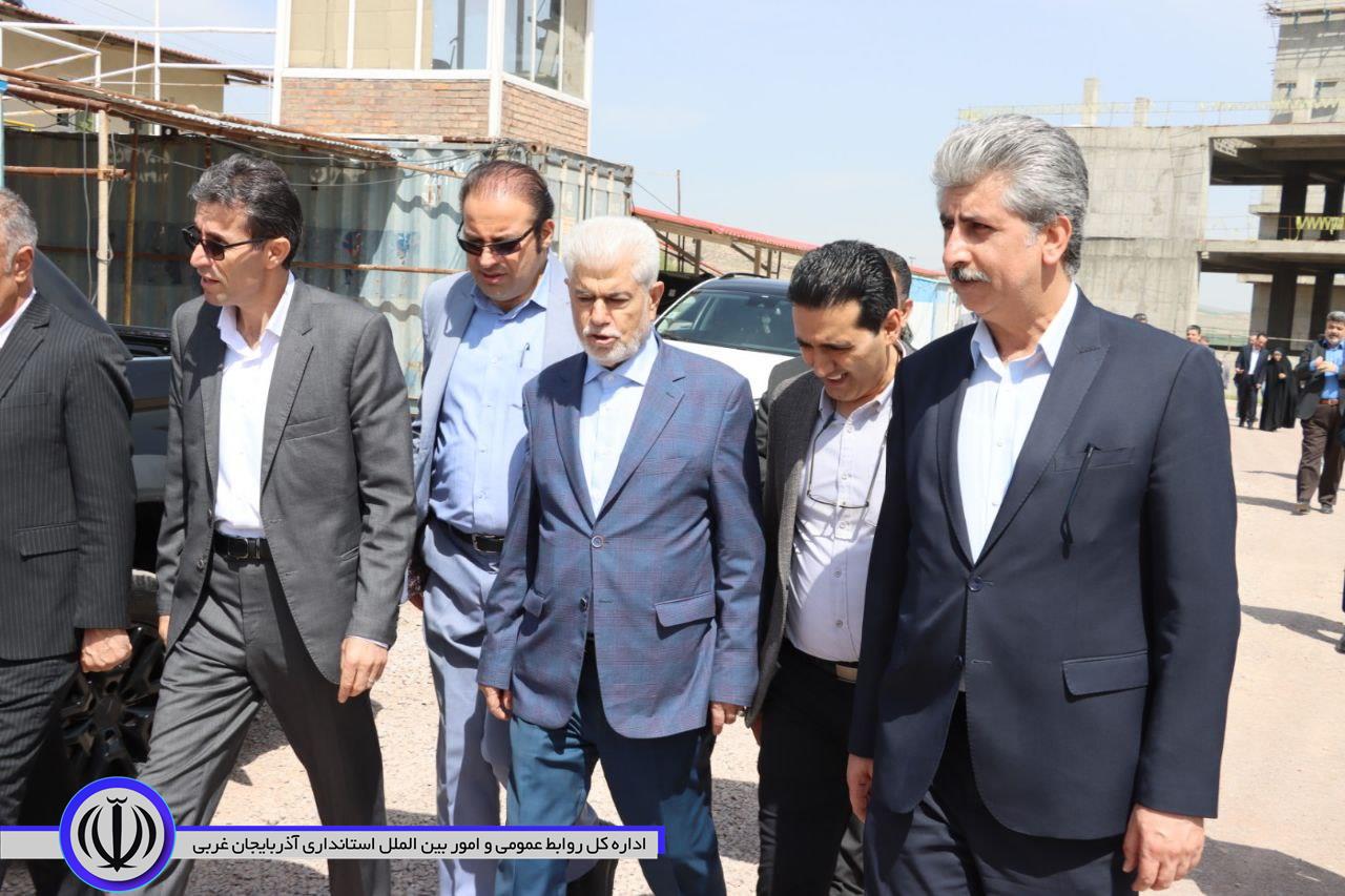 حضور اعضای کمیسیون بهداشت و درمان مجلس، جمعی از معاونان وزارت بهداشت، معاون درمان سازمان تامین اجتماعی کشور معاونین وزرای بهداشت و درمان و تعاون و کار و رفاه اجتماعی و مسولان استانی و شهرستانی