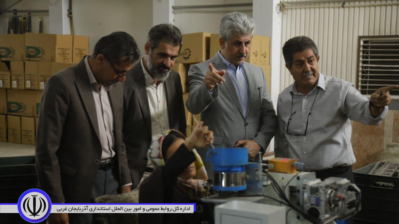 بررسی رفع موانع تولید سه واحد صنعتی در مهاباد