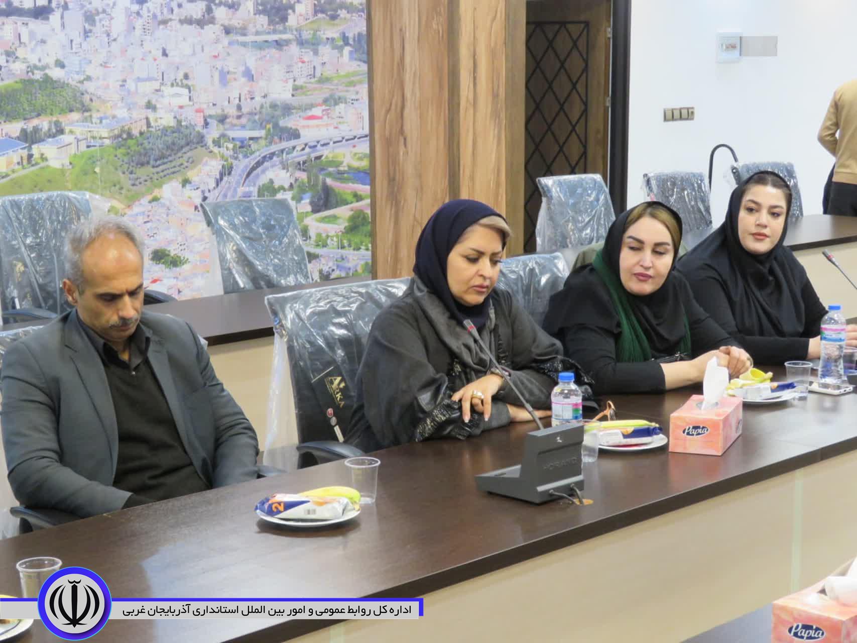 توسعه و تجهیز فضاهای آموزشی در مناطق کم برخوردار اولویت کاری مسئولان مهاباد