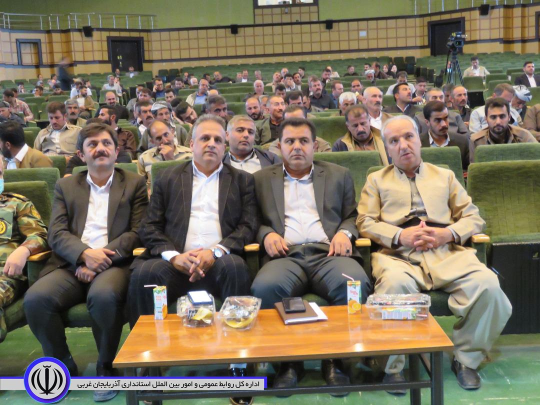 مراسم تقدیر از شوراهای اسلامی شهر و روستا در شهرستان مهاباد برگزار شد