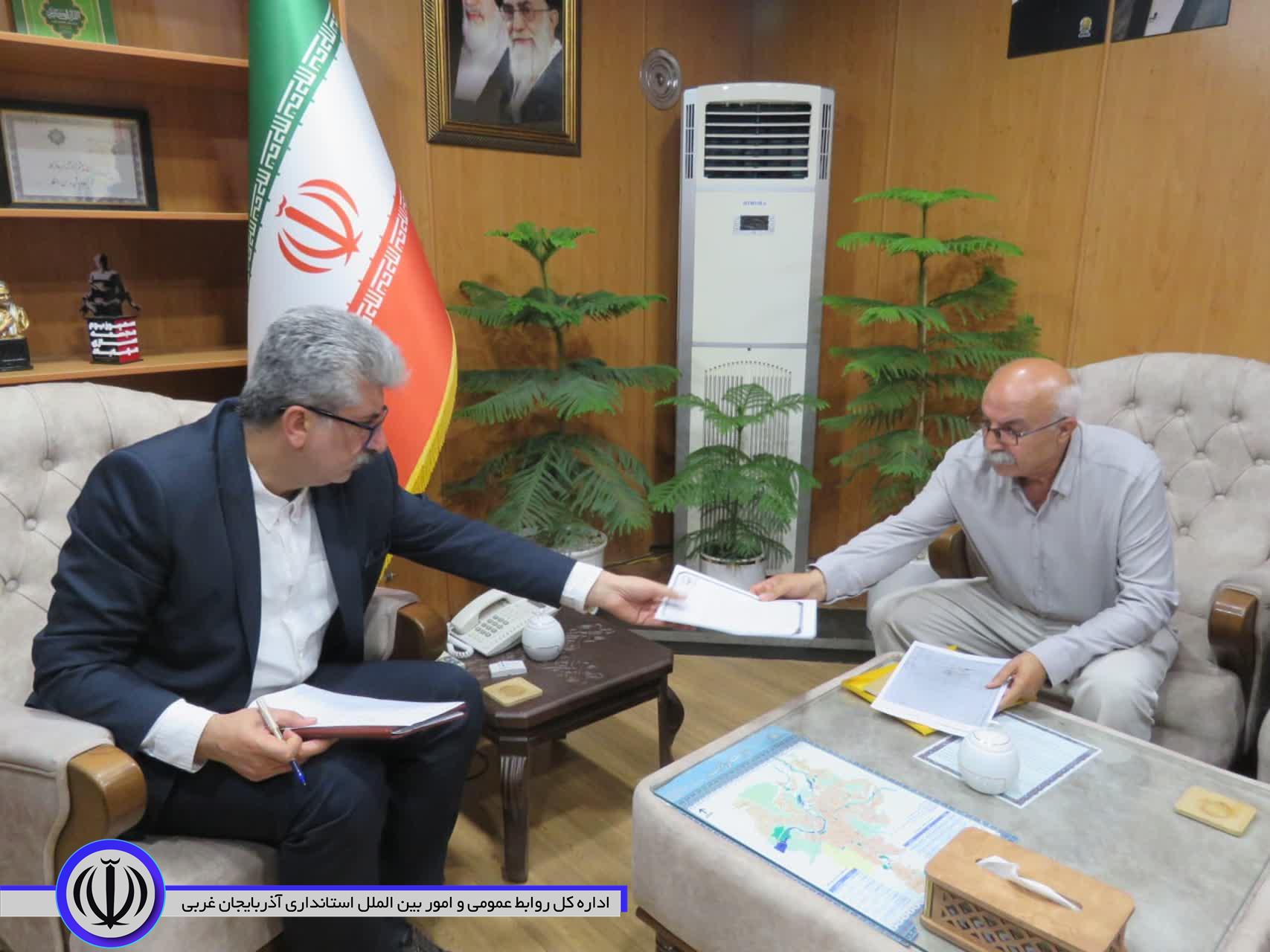 جلسه ملاقات مردمی فرماندار مهاباد با شهروندان برگزار شد