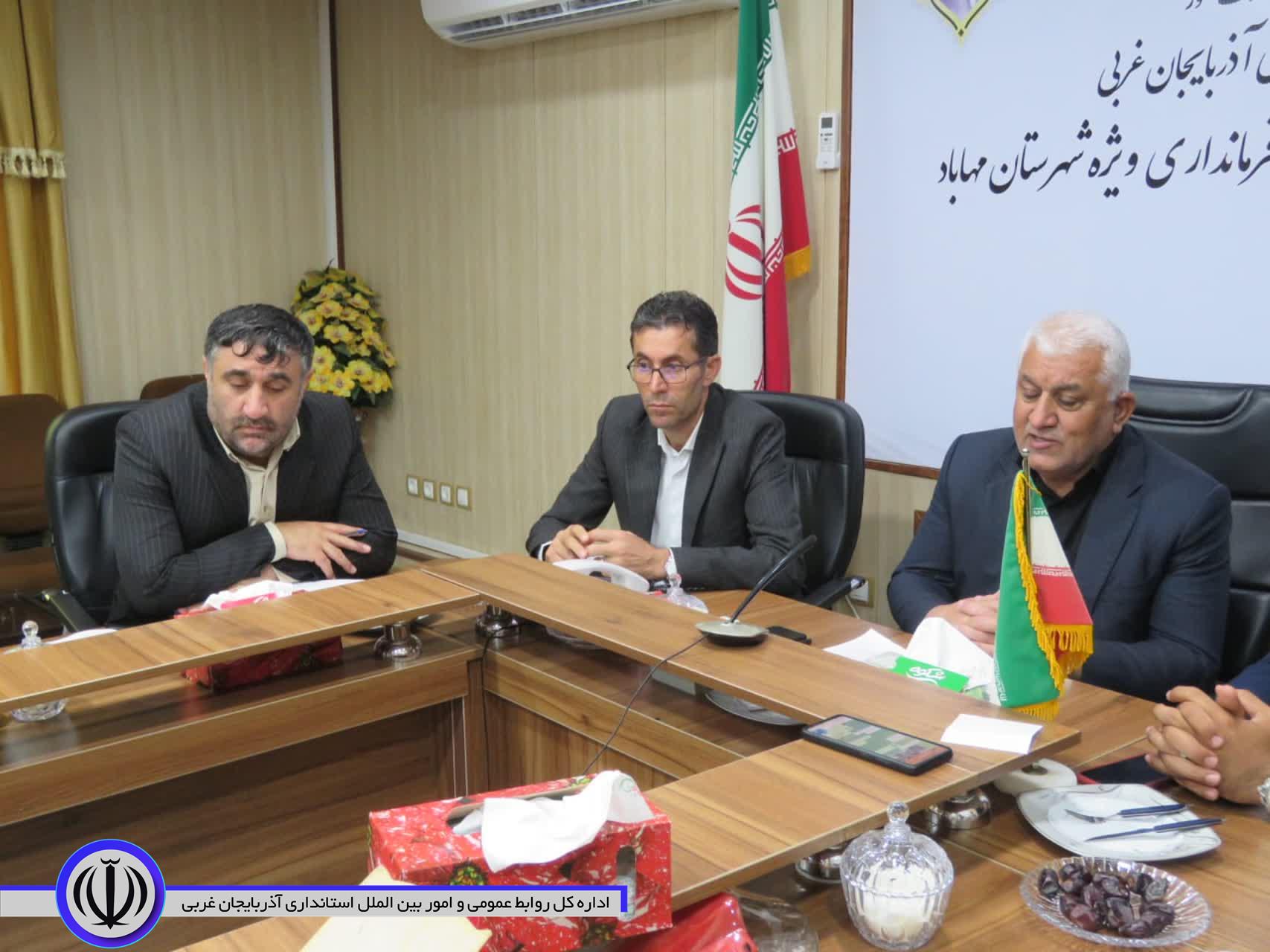نمایشگاههای خودرو مهاباد آماده انتقال به شهرک صنفی کاوه هستند